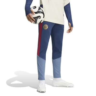 Bayern Munchen trainingsbroek 2026/2027 donkerblauw rood goud